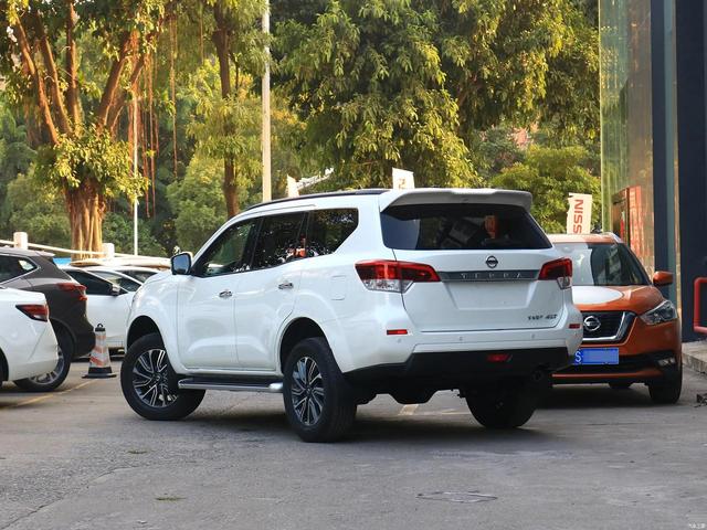 40万左右的越野车哪款好？9款40万以内硬派越野SUV