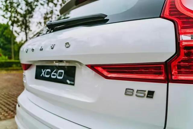 2022款沃尔沃xc60怎么样？试驾2022款沃尔沃XC60