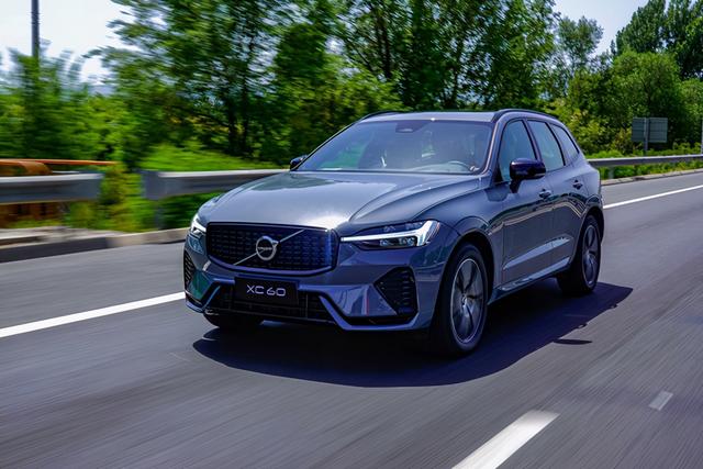 2022款沃尔沃xc60配置，试驾体验2022款沃尔沃XC60