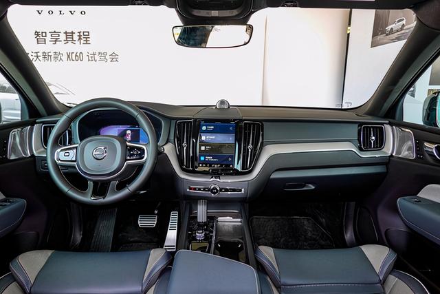 2022款沃尔沃xc60配置，试驾体验2022款沃尔沃XC60