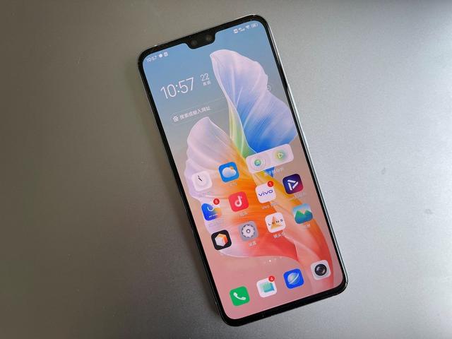 vivos10pro值得入手吗？vivo s10 pro评测1亿像素光致变色