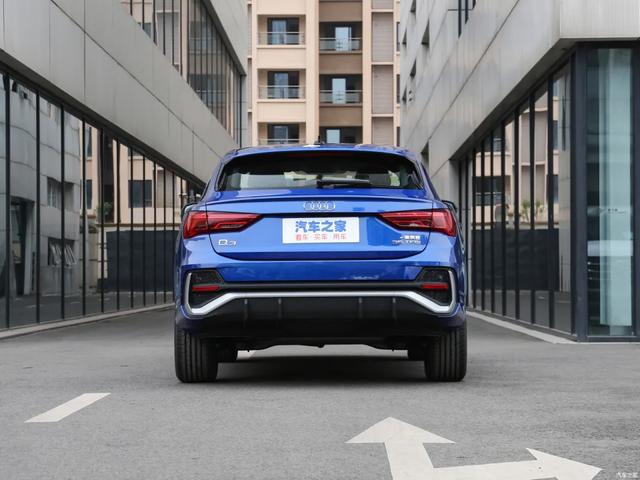 奥迪q3图片实拍高清图，新款奥迪q3sportback测评