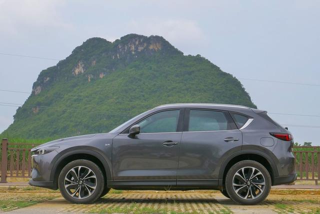 马自达cx-5报价及图片，试驾2022款马自达cx-5