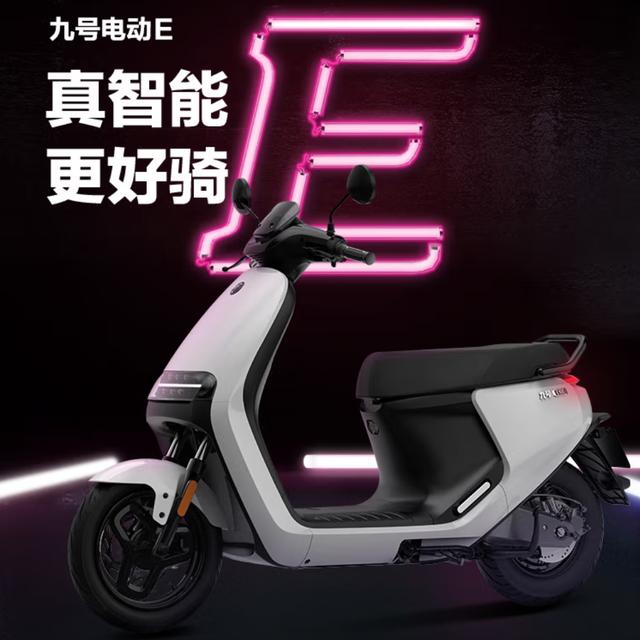 2022公认最好纯电动车，续航里程长的电动摩托车推荐