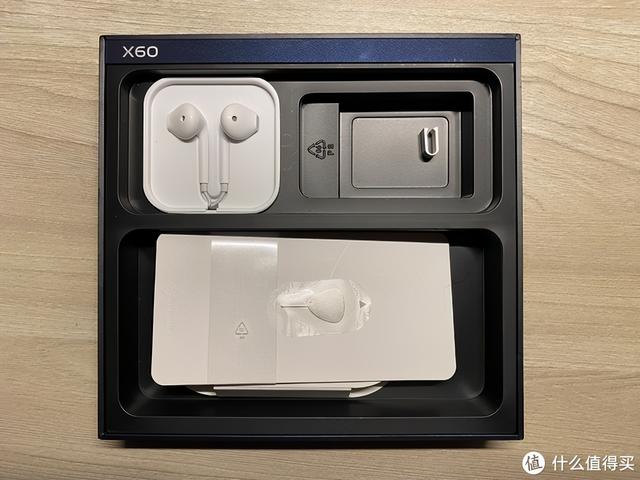 vivo手机x60的配置参数，vivo x60现在还值得买不