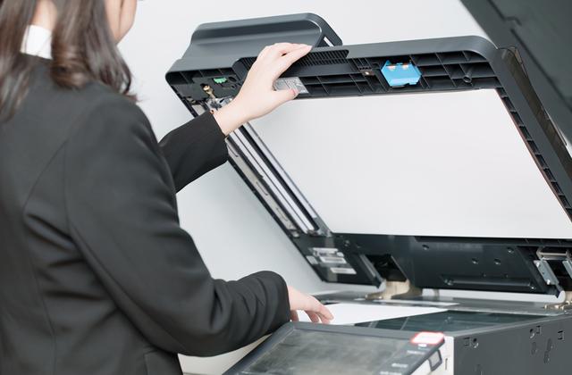 网络打印机出现脱机状态怎么办？打印机脱机状态的解除方法