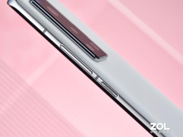 x70pro手机配置参数，vivo x70pro测评值得入手吗？