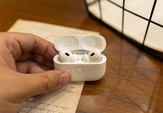 airpods pro2怎么样？airpods pro 2值不值得入手