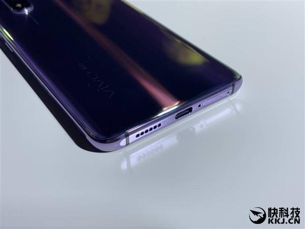 vivo x30配置参数，vivo x30 5g手机值不值得入手