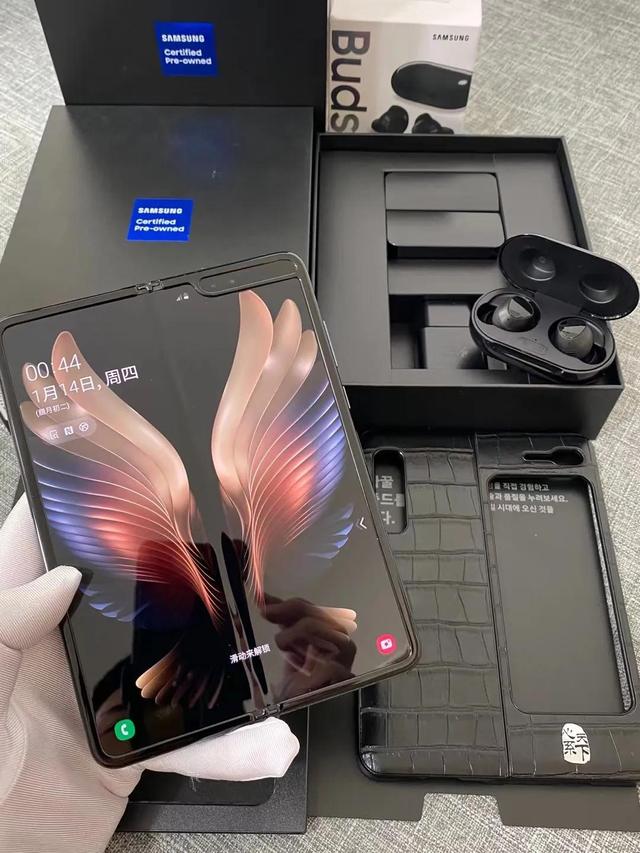 三星fold1代参数配置，深度解析三星galaxyfold1