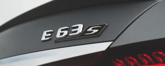 奔驰e63amg 报价，试驾评测奔驰全新e63amgs