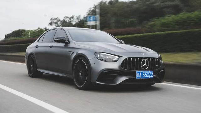 奔驰e63amg 报价，试驾评测奔驰全新e63amgs